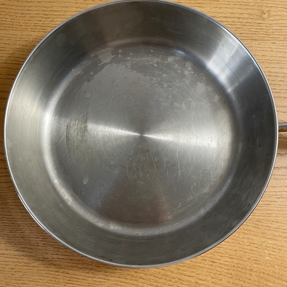 Revere Ware 9" Skillet Pan Stainless Steel Copper Bottom Long Handle Frying Pan - Picture 3 of 4